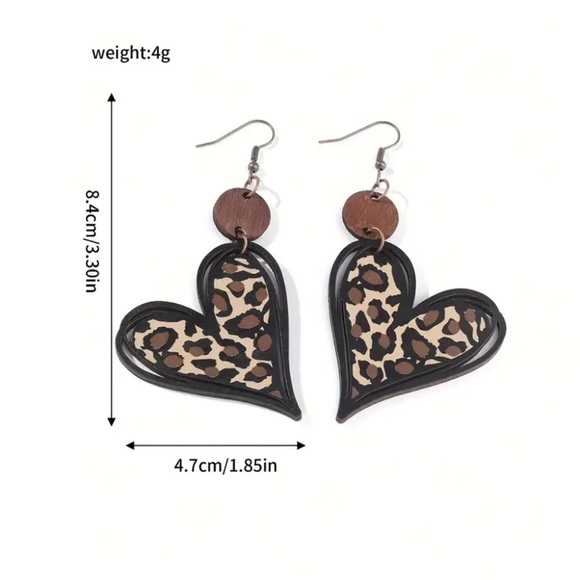 Leopard Print Heart Earrings - Picture 3 of 3